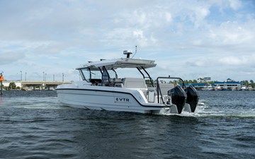 Cruisers Yachts 38 VTR 9 2026 Cruisers Yachts 38 VTR 10