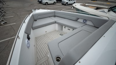 Cruisers Yachts 38 VTR 14 2026 Cruisers Yachts 38 VTR 15