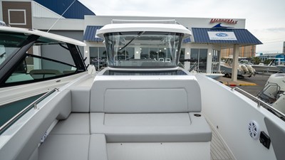Cruisers Yachts 38 VTR 18 2026 Cruisers Yachts 38 VTR 19
