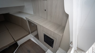 Cruisers Yachts 38 VTR 45 2026 Cruisers Yachts 38 VTR 46