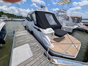 Sea Ray 320 SUNDANCER 8 2019 Sea Ray 320 SUNDANCER 9