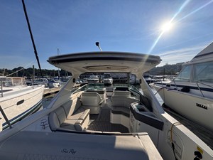 Sea Ray 310 SLX OB 10 2020 Sea Ray 310 SLX OB 11