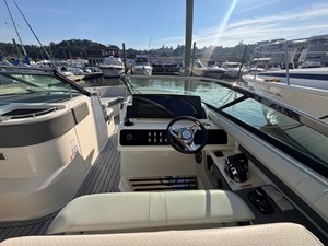 Sea Ray 310 SLX OB 15 2020 Sea Ray 310 SLX OB 16