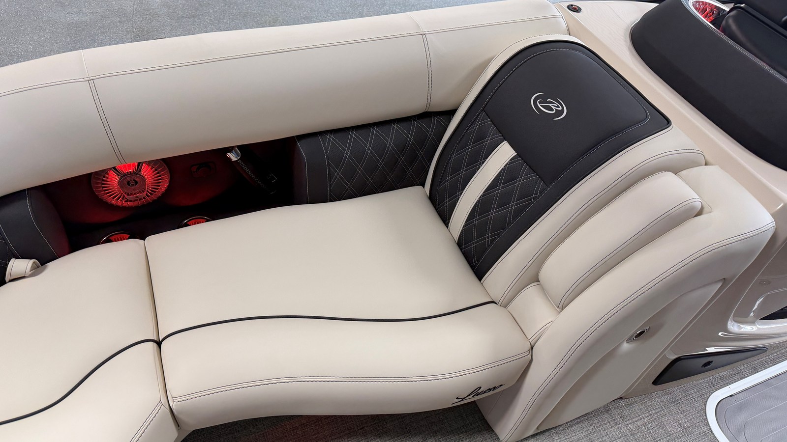 2027 Barletta LUSSO23QCSS 19