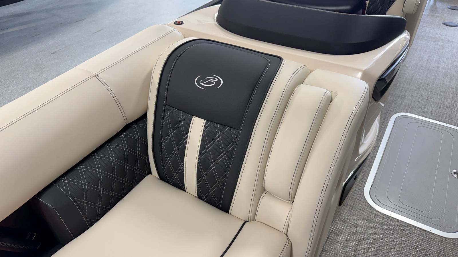 2027 Barletta LUSSO23QCSS 22