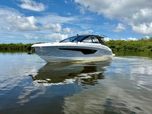Cruisers Yachts 42 GLS OB 1 2024 Cruisers Yachts 42 GLS OB 2