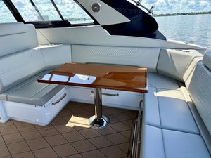 Cruisers Yachts 42 GLS OB 27 2024 Cruisers Yachts 42 GLS OB 28