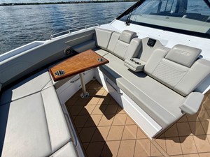 Cruisers Yachts 42 GLS OB 55 2024 Cruisers Yachts 42 GLS OB 56