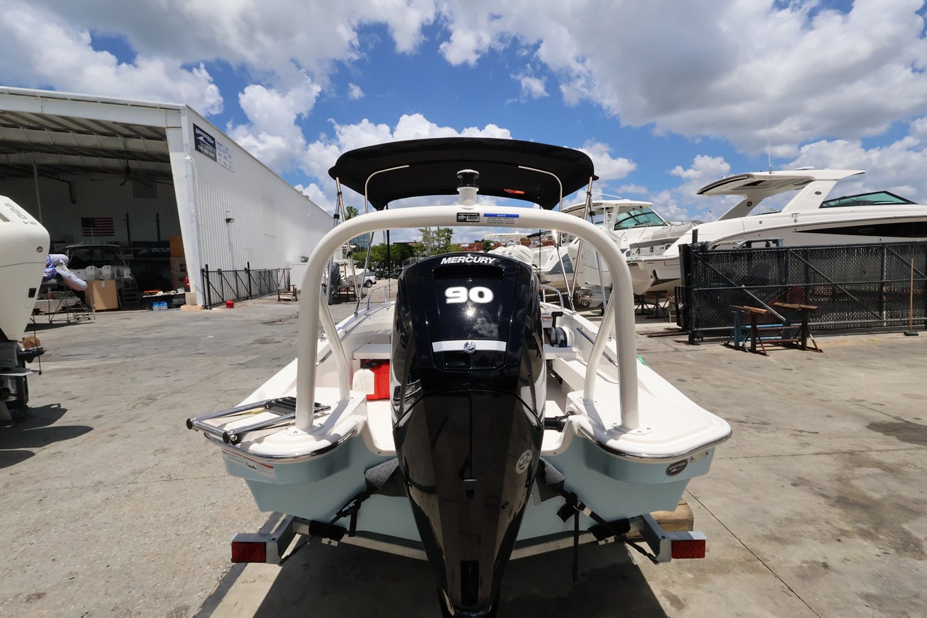 2027 Boston Whaler 160 Super Sport 4