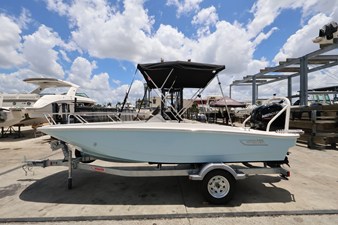 Boston Whaler 160 Super Sport 1 2027 Boston Whaler 160 Super Sport 2