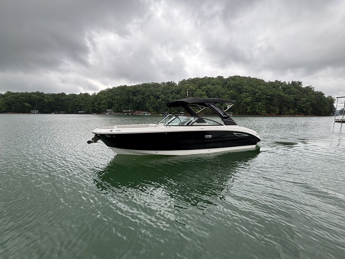 2026 Sea Ray SDX 270 24