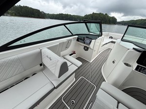 Sea Ray SDX 270 12 2026 Sea Ray SDX 270 13