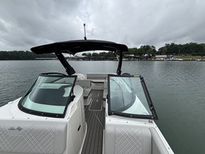 Sea Ray SDX 270 15 2026 Sea Ray SDX 270 16