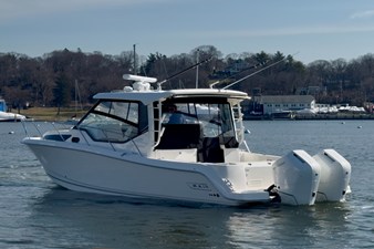 Boston Whaler 325 Conquest 3 2026 Boston Whaler 325 Conquest 4