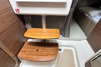 Boston Whaler 325 Conquest 33 2026 Boston Whaler 325 Conquest 34