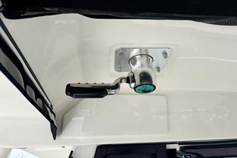 Boston Whaler 325 Conquest 55 2026 Boston Whaler 325 Conquest 56