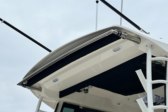 Boston Whaler 325 Conquest 57 2026 Boston Whaler 325 Conquest 58