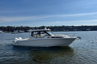 Boston Whaler 325 Conquest 62 2026 Boston Whaler 325 Conquest 63