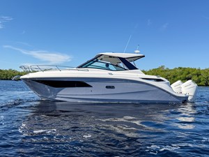 Sea Ray Sundancer 320 Outboard 4 2027 Sea Ray Sundancer 320 Outboard 5