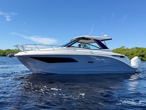 Sea Ray Sundancer 320 Outboard 30 2027 Sea Ray Sundancer 320 Outboard 31