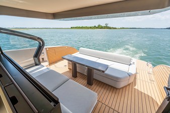 Azimut Seadeck 6 17 2025 Azimut Seadeck 6 18