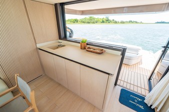Azimut Seadeck 6 20 2025 Azimut Seadeck 6 21