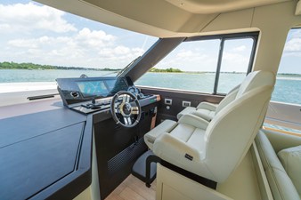 Azimut Seadeck 6 32 2025 Azimut Seadeck 6 33