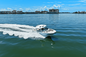 Boston Whaler 320 VANTAGE 10 2020 Boston Whaler 320 VANTAGE 11