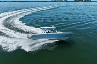 Boston Whaler 320 VANTAGE 14 2020 Boston Whaler 320 VANTAGE 15
