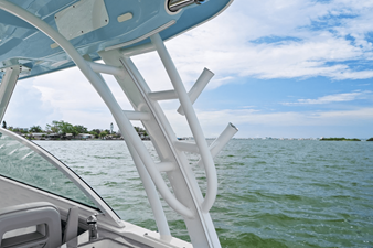Boston Whaler 320 VANTAGE 20 2020 Boston Whaler 320 VANTAGE 21