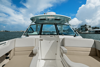 Boston Whaler 320 VANTAGE 27 2020 Boston Whaler 320 VANTAGE 28