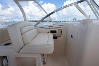 Grady-White FREEDOM 307 28 2023 Grady-White FREEDOM 307 29