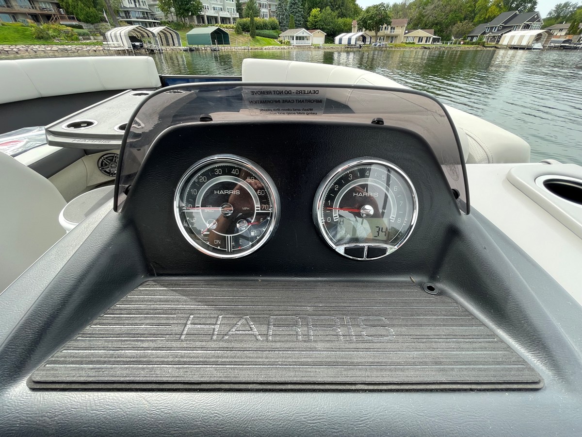 2025 Harris 210 CR 15