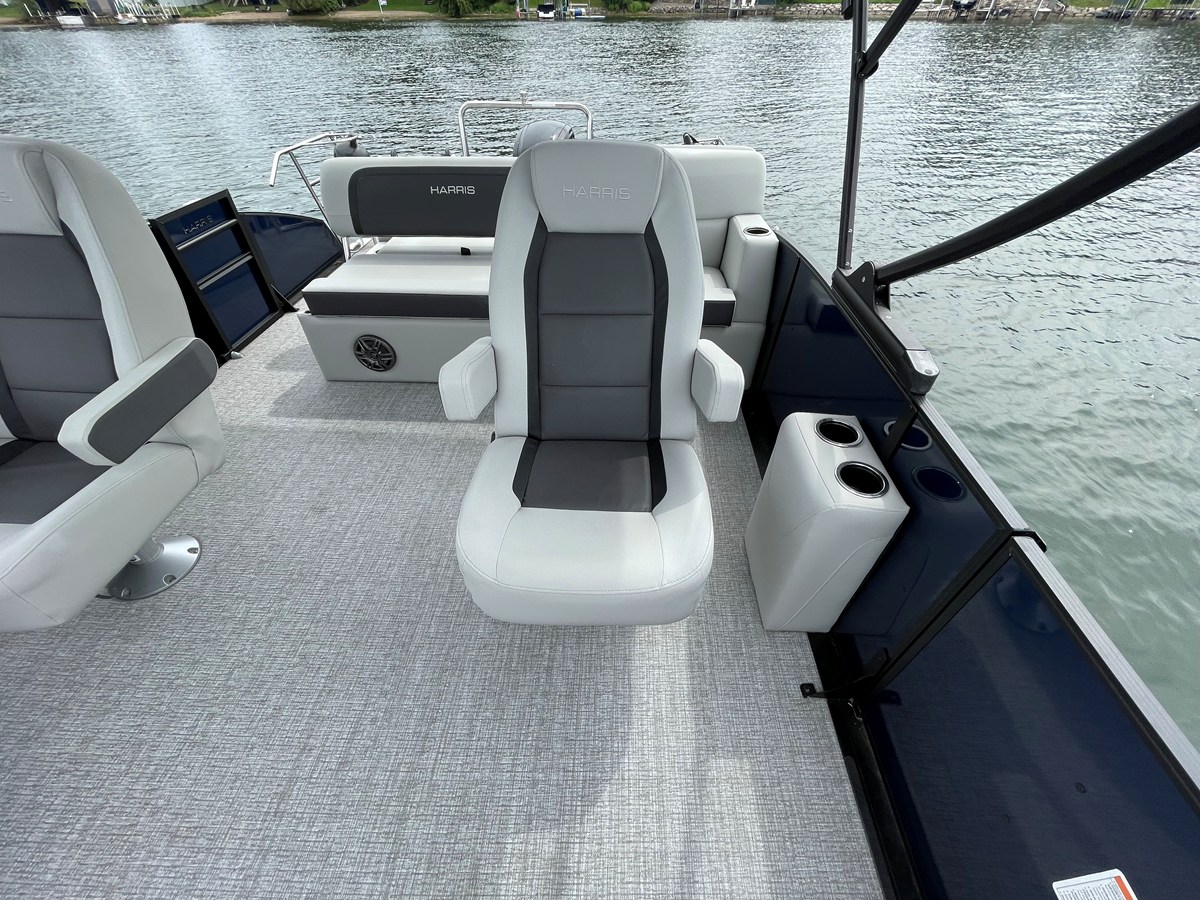 2025 Harris 210 CR 29