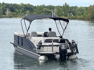 Harris 210 CR 5 2025 Harris 210 CR 6
