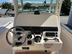 Grady-White 281 CE 16 2027 Grady-White 281 CE 17