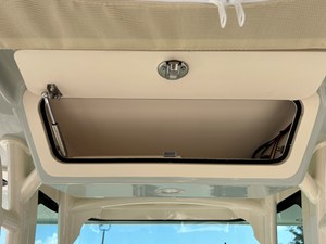 Grady-White 281 CE 17 2027 Grady-White 281 CE 18