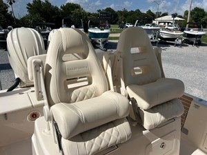 Grady-White 281 CE 18 2027 Grady-White 281 CE 19