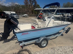 Boston Whaler 150 Montauk 2 2026 Boston Whaler 150 Montauk 3