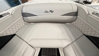 Sea Ray SLX 260 Outboard 24 2026 Sea Ray SLX 260 Outboard 25