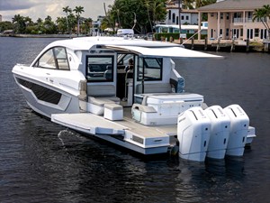Cruisers Yachts 50 GLS OB 4 2026 Cruisers Yachts 50 GLS OB 5