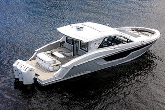 Cruisers Yachts 50 GLS OB 6 2026 Cruisers Yachts 50 GLS OB 7