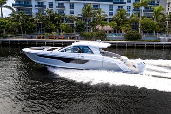 Cruisers Yachts 50 GLS OB 12 2026 Cruisers Yachts 50 GLS OB 13