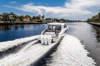 Cruisers Yachts 50 GLS OB 14 2026 Cruisers Yachts 50 GLS OB 15