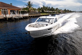 Cruisers Yachts 50 GLS OB 15 2026 Cruisers Yachts 50 GLS OB 16