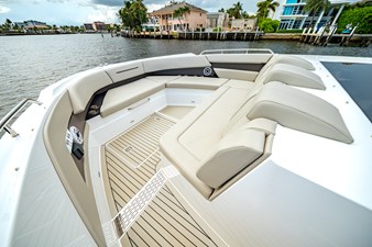 Cruisers Yachts 50 GLS OB 38 2026 Cruisers Yachts 50 GLS OB 39