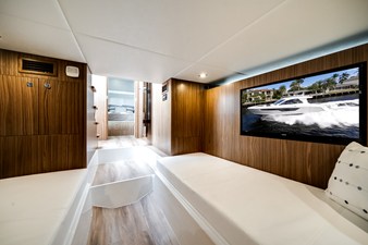Cruisers Yachts 50 GLS OB 46 2026 Cruisers Yachts 50 GLS OB 47