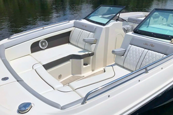 Sea Ray 290 SUNDECK 9 2016 Sea Ray 290 SUNDECK 10