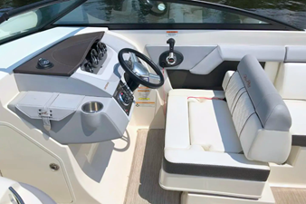 Sea Ray 290 SUNDECK 11 2016 Sea Ray 290 SUNDECK 12