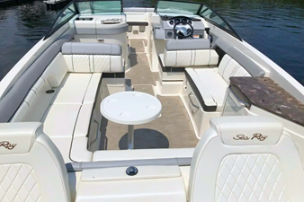 Sea Ray 290 SUNDECK 15 2016 Sea Ray 290 SUNDECK 16